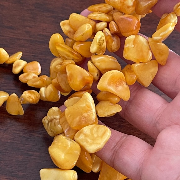 Natural unheated butterscotch Baltic amber bead sterling silver necklace - Picture 6 of 12